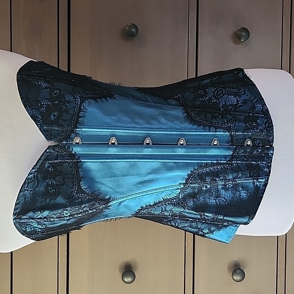 Adore Me BLUE SATIN AND BLACK LACE CORSET BONING , METAL FRONT HOOKS , LACE BACK